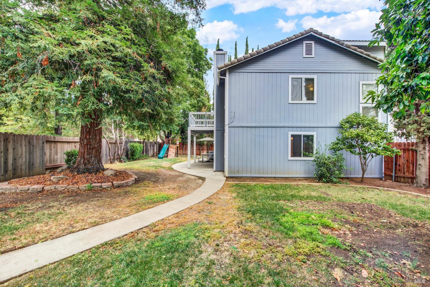 620 Monk Court Dixon CA 95620