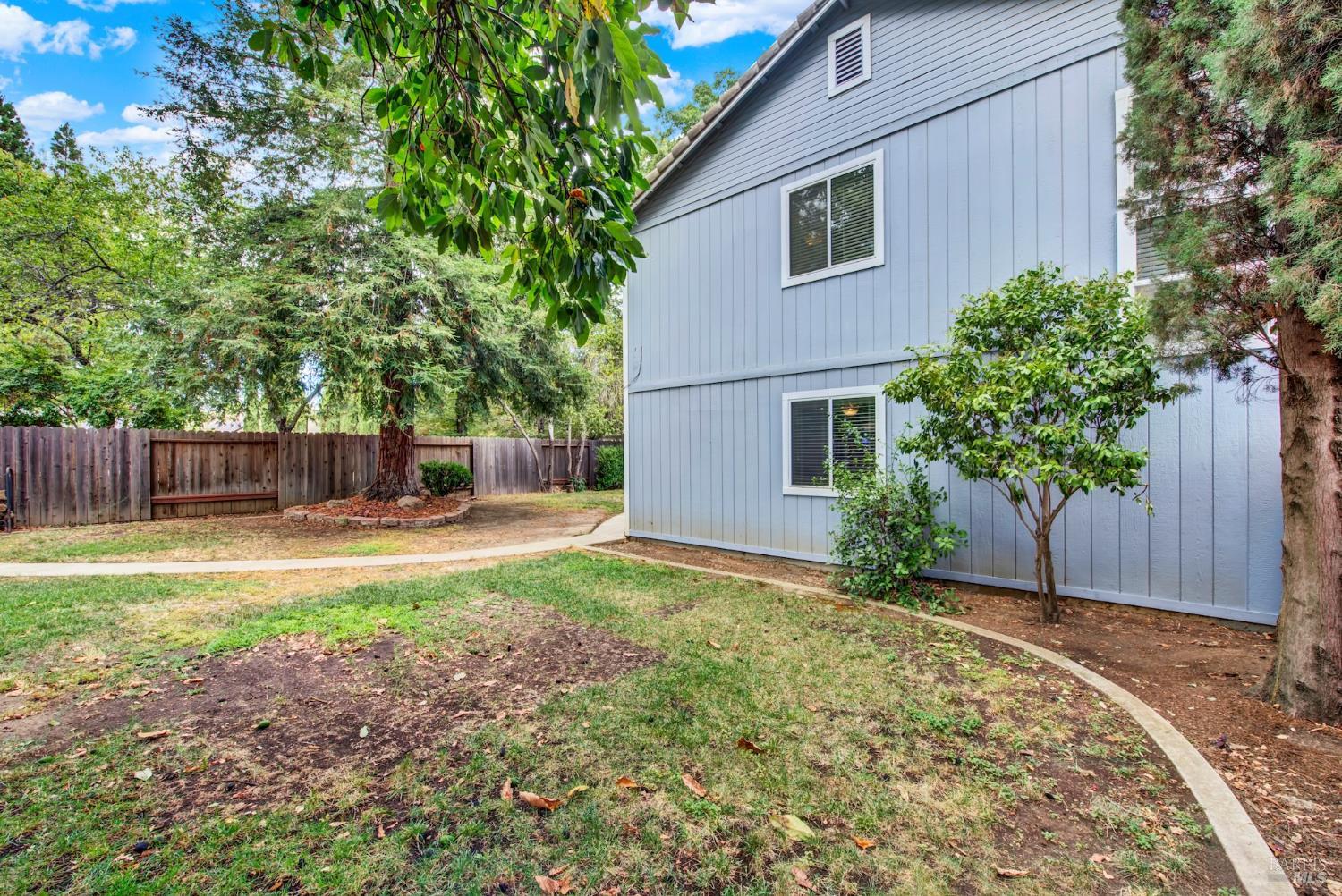 620 Monk Court Dixon CA 95620