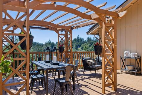 10931 Barnett Valley Road Sebastopol CA 95472