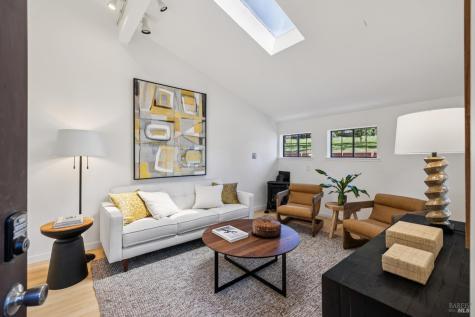 10931 Barnett Valley Road Sebastopol CA 95472