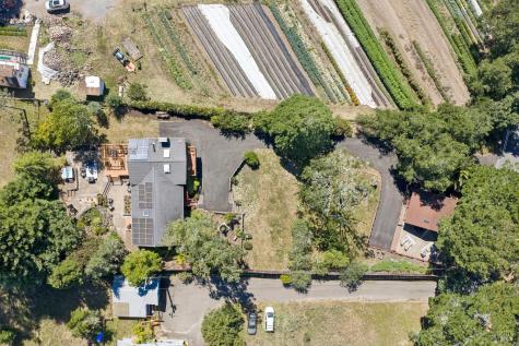 10931 Barnett Valley Road Sebastopol CA 95472