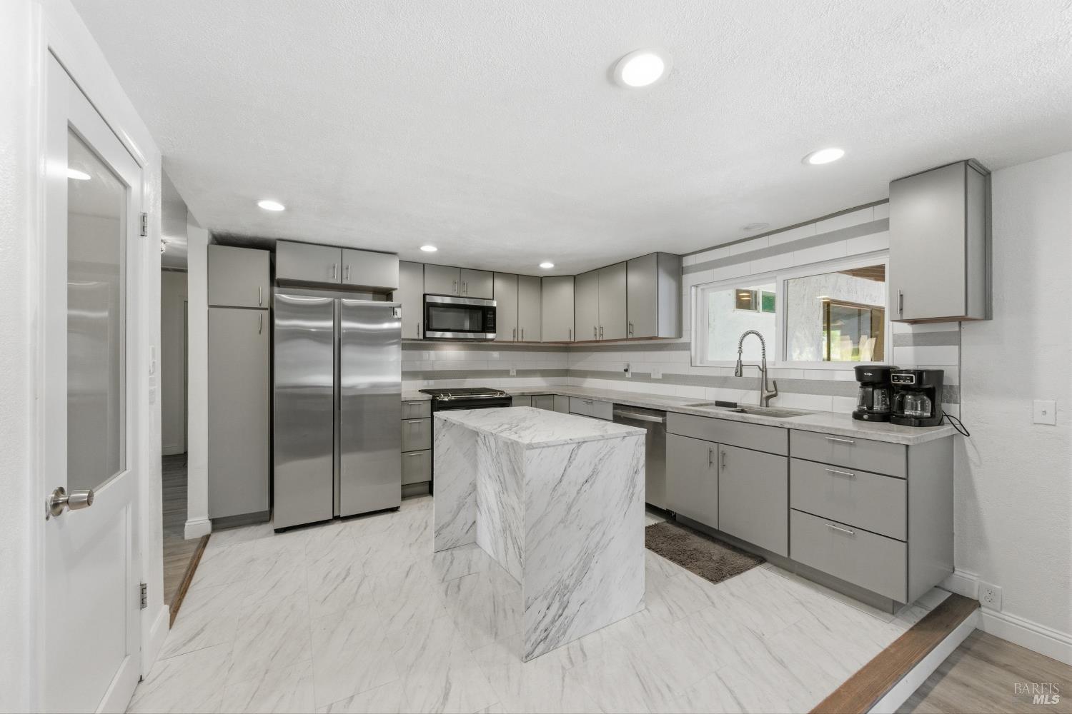 5174 Blank Road Sebastopol CA 95472