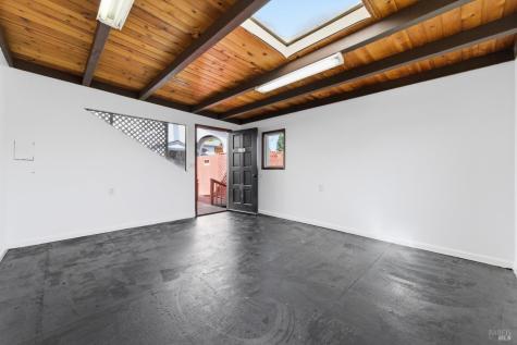 5174 Blank Road Sebastopol CA 95472