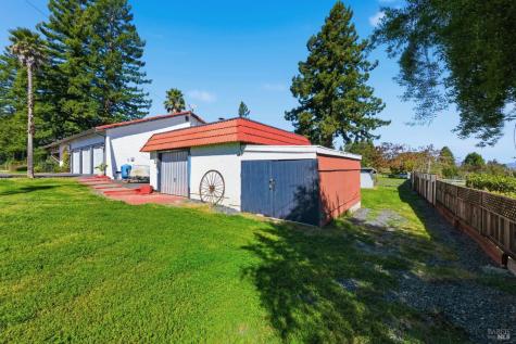 5174 Blank Road Sebastopol CA 95472