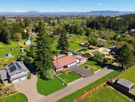 5174 Blank Road Sebastopol CA 95472