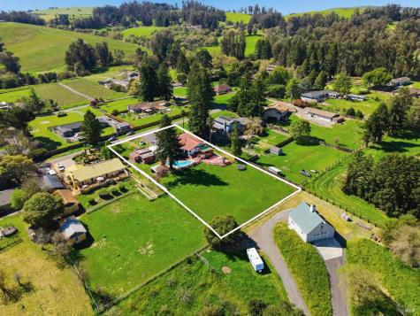 5174 Blank Road Sebastopol CA 95472
