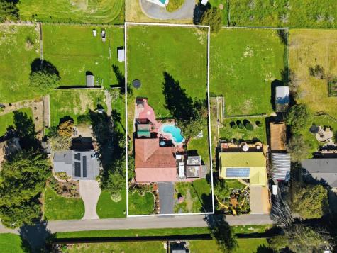 5174 Blank Road Sebastopol CA 95472