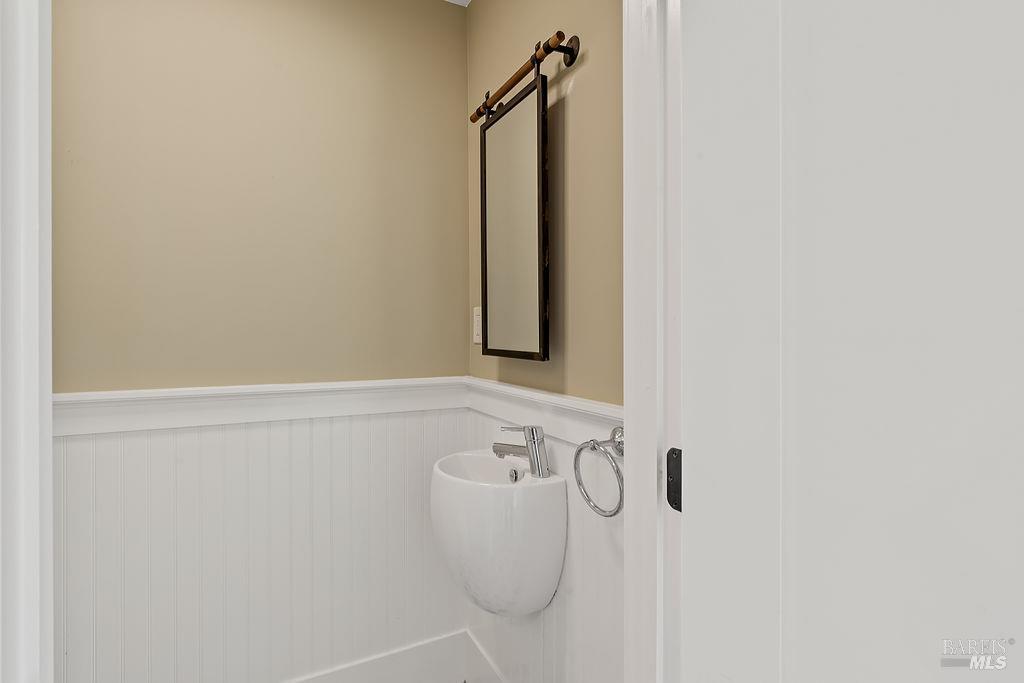 549 Catherine Court Santa Rosa CA 95409