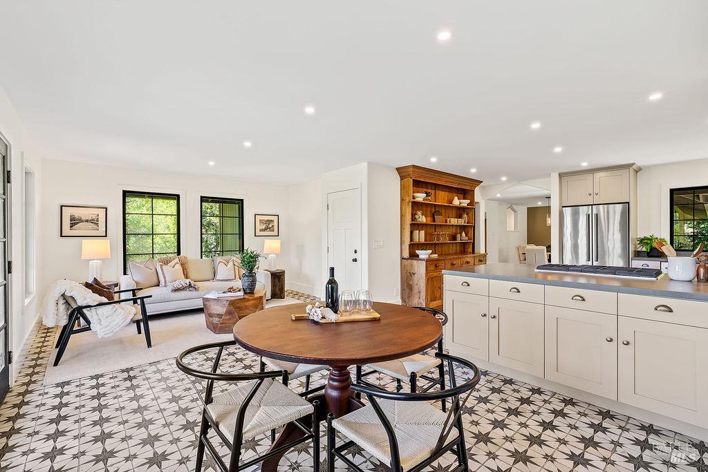 549 Catherine Court Santa Rosa CA 95409