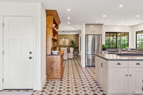 549 Catherine Court Santa Rosa CA 95409