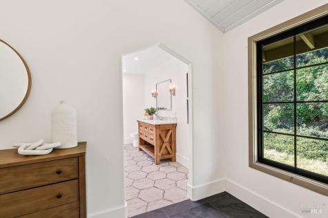 549 Catherine Court Santa Rosa CA 95409