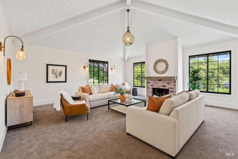 549 Catherine Court Santa Rosa CA 95409