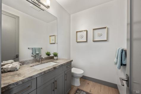 5095 Knollwood Court Santa Rosa CA 95403