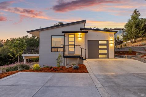 5095 Knollwood Court Santa Rosa CA 95403