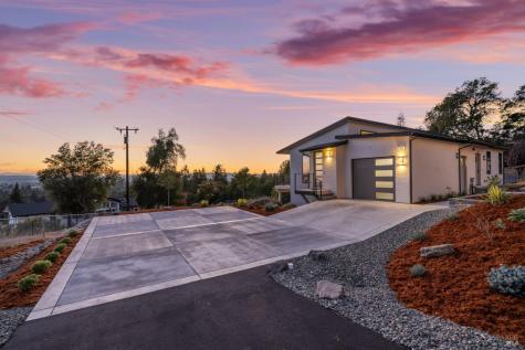 5095 Knollwood Court Santa Rosa CA 95403