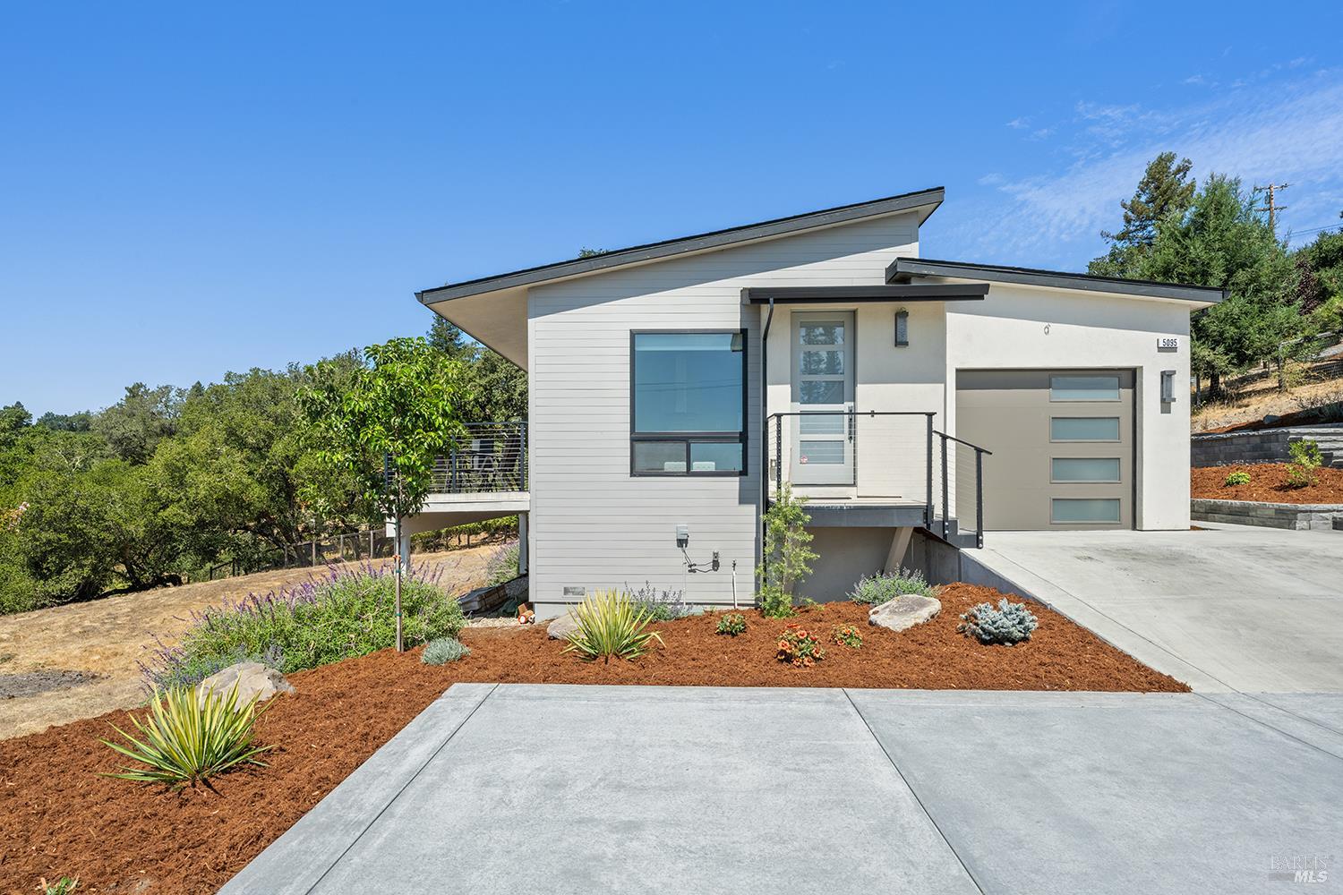 5095 Knollwood Court Santa Rosa CA 95403
