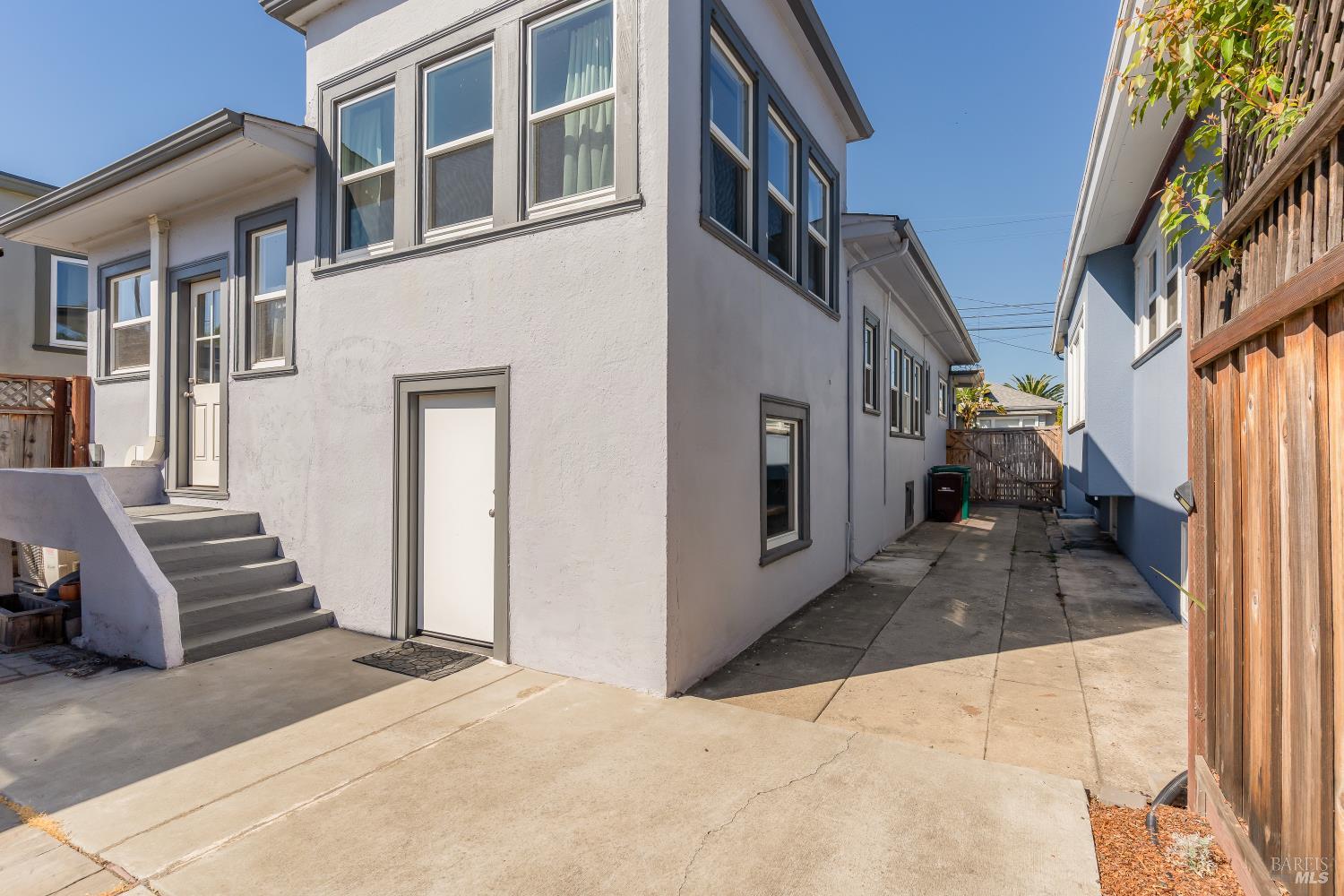 1029 Aileen Street Oakland CA 94608