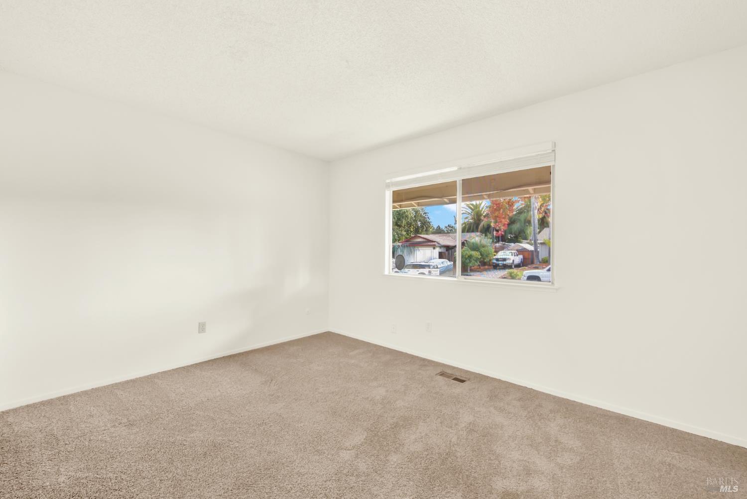 2406 Renfrew Street Napa CA 94558
