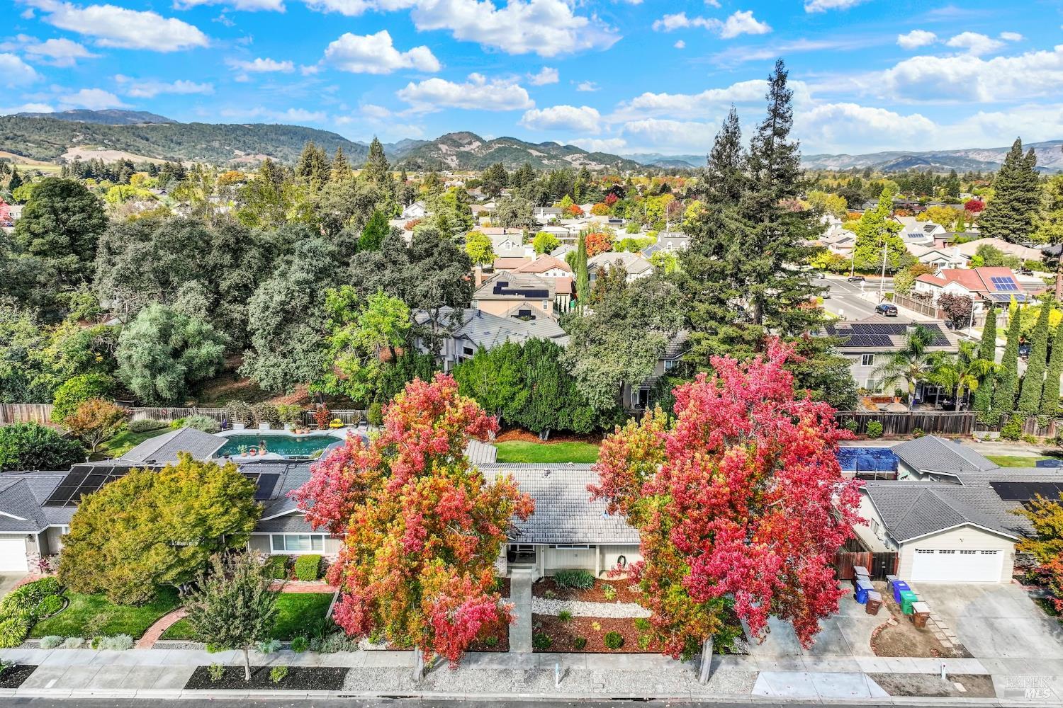 2406 Renfrew Street Napa CA 94558
