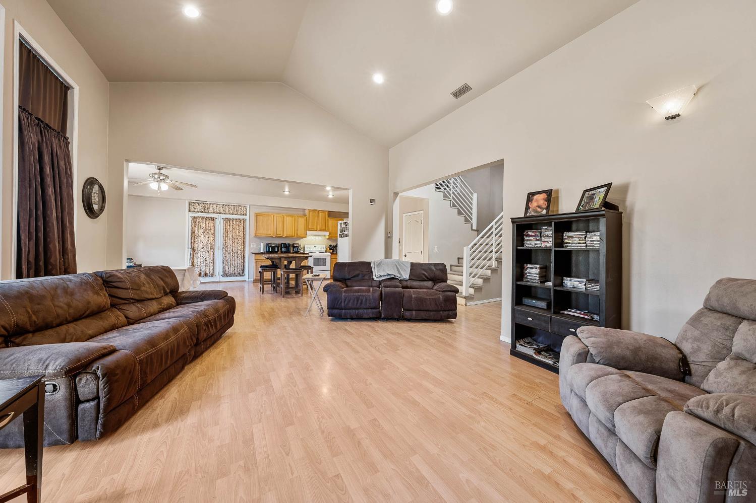 2920 Meadow Creek Road Clearlake Oaks CA 95423