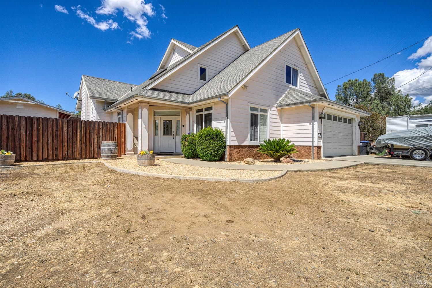 2920 Meadow Creek Road Clearlake Oaks CA 95423