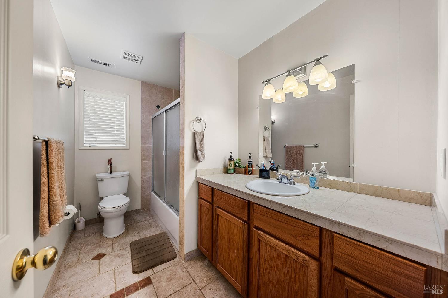 2920 Meadow Creek Road Clearlake Oaks CA 95423