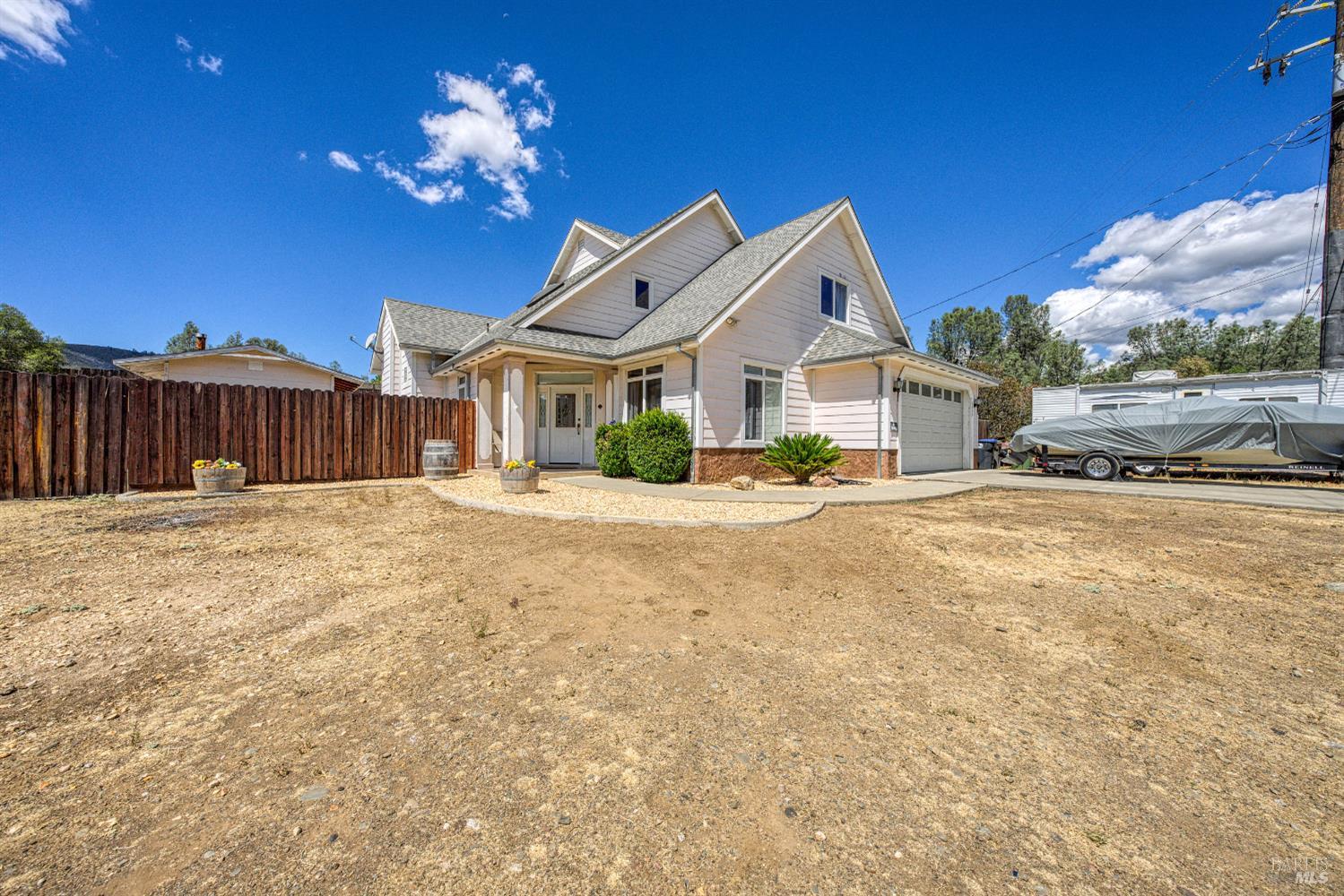 2920 Meadow Creek Road Clearlake Oaks CA 95423