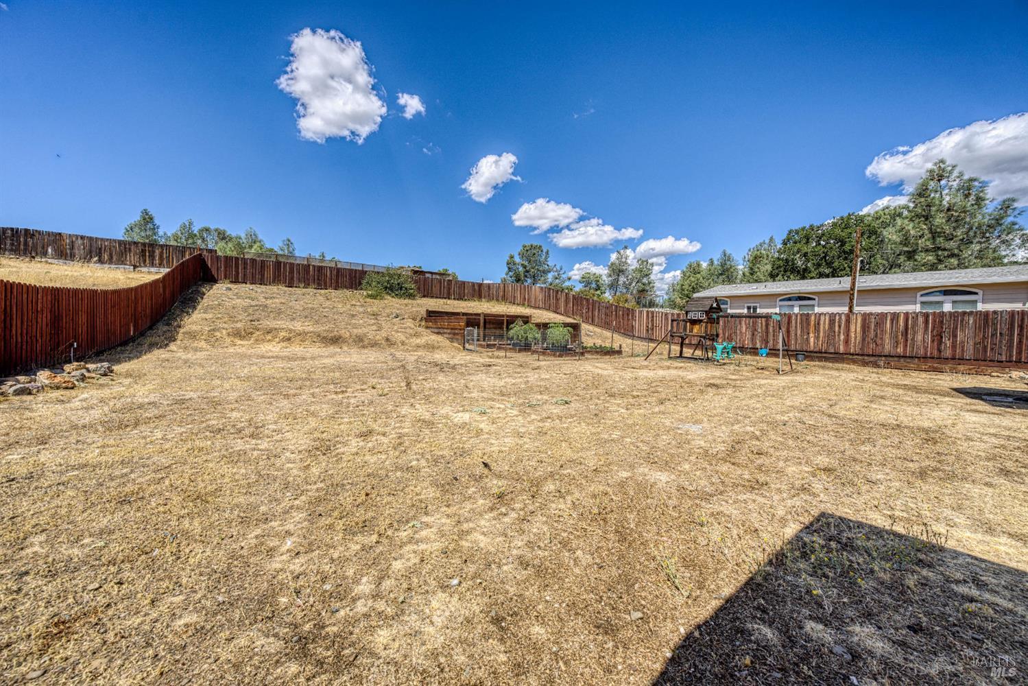 2920 Meadow Creek Road Clearlake Oaks CA 95423
