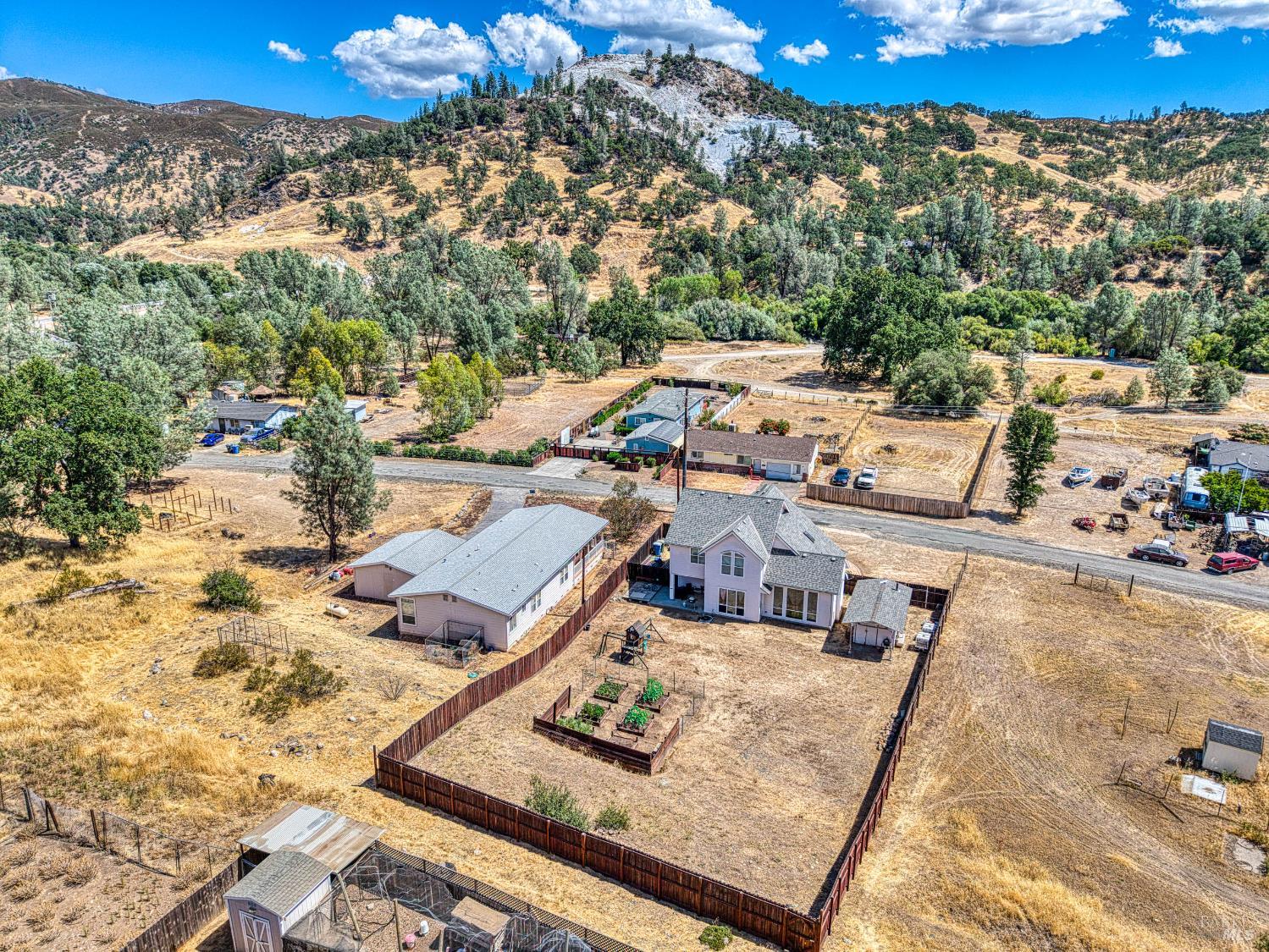2920 Meadow Creek Road Clearlake Oaks CA 95423