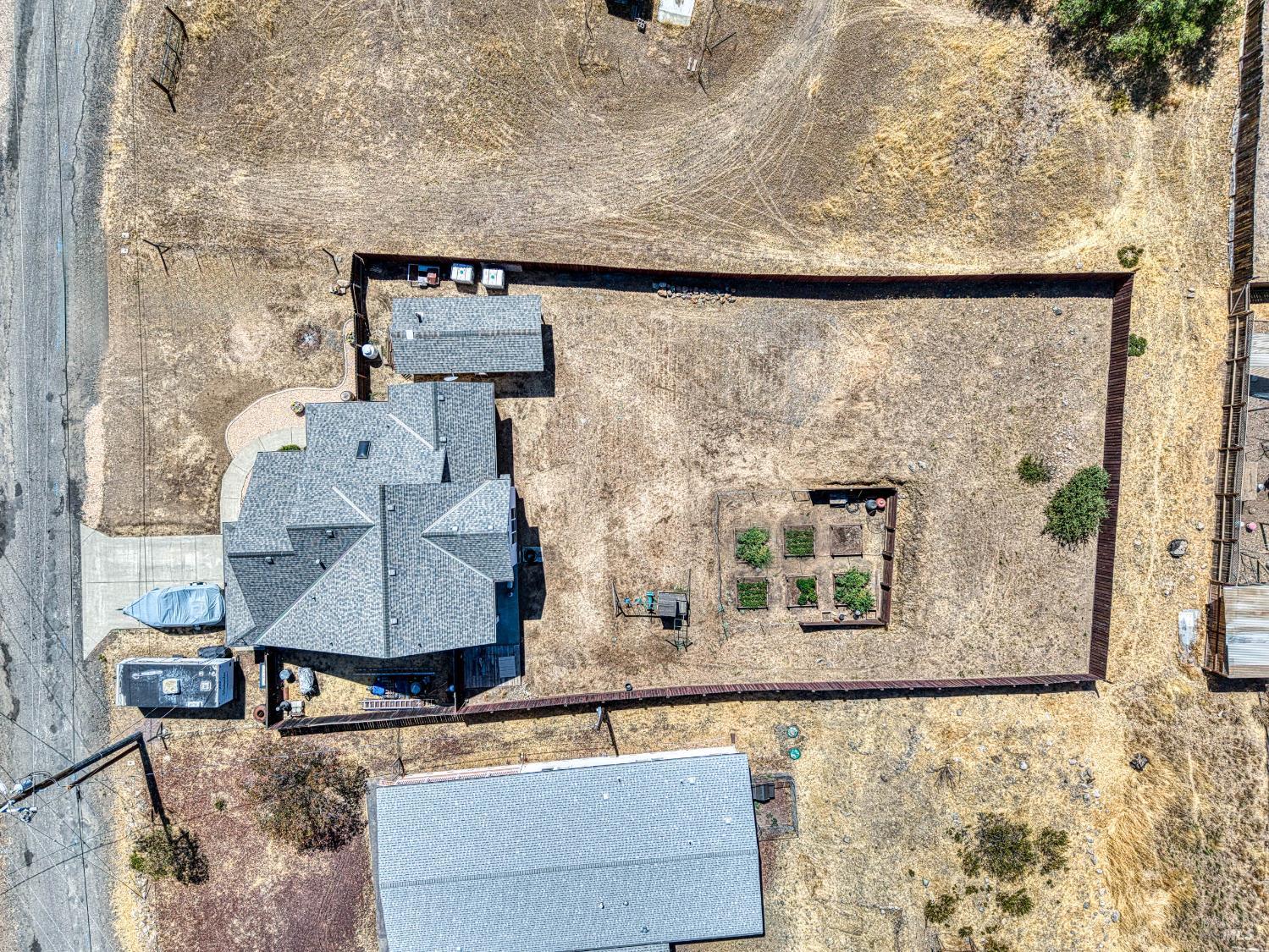 2920 Meadow Creek Road Clearlake Oaks CA 95423