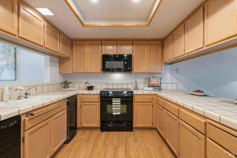 8050 Oakmont Drive Santa Rosa CA 95409