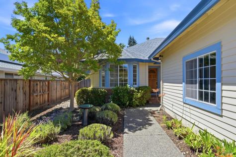 8050 Oakmont Drive Santa Rosa CA 95409