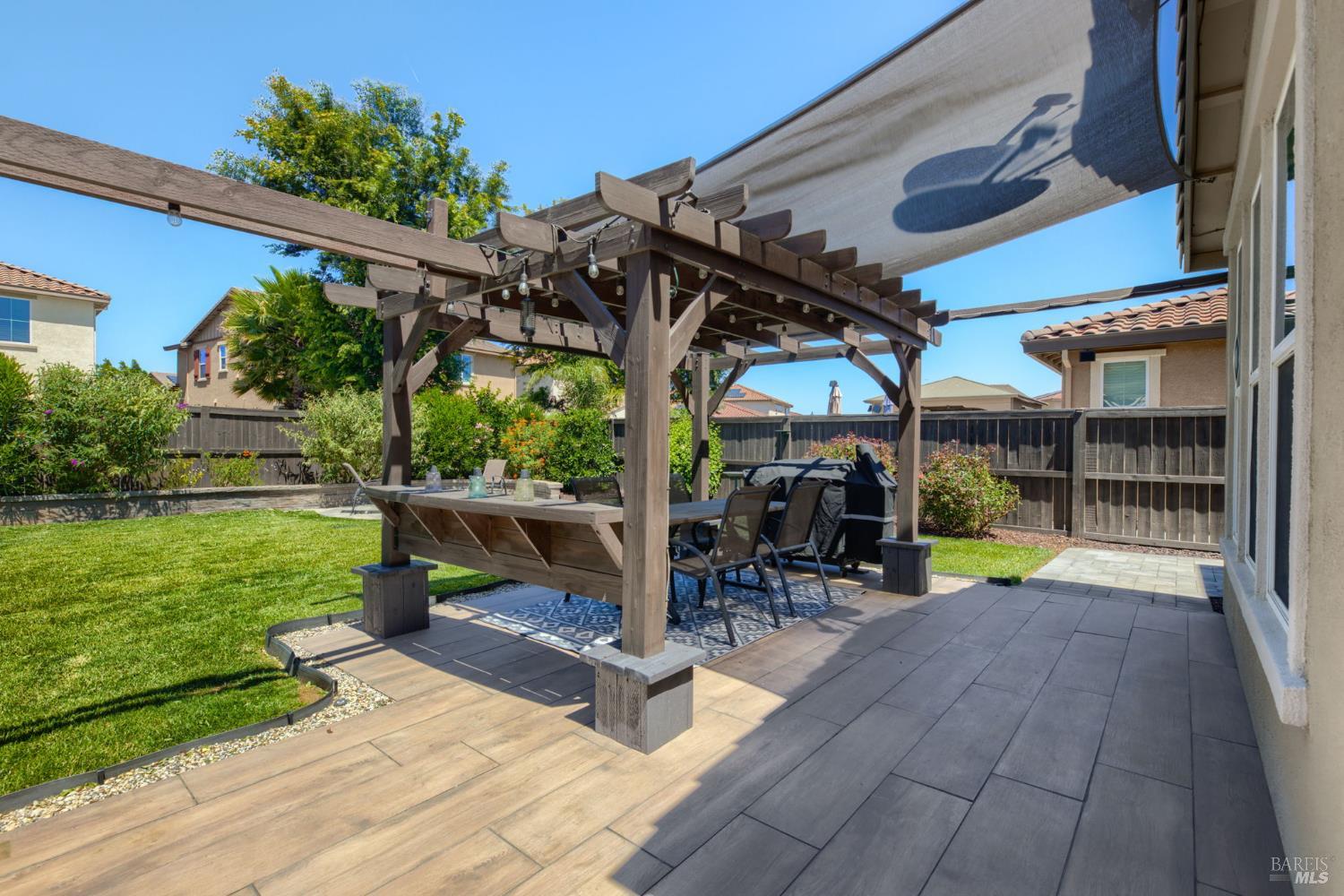 1125 Arizona Court Dixon CA 95620