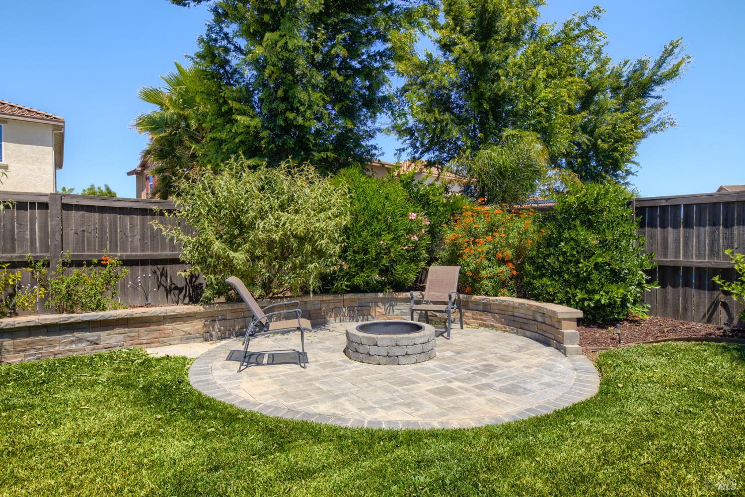 1125 Arizona Court Dixon CA 95620