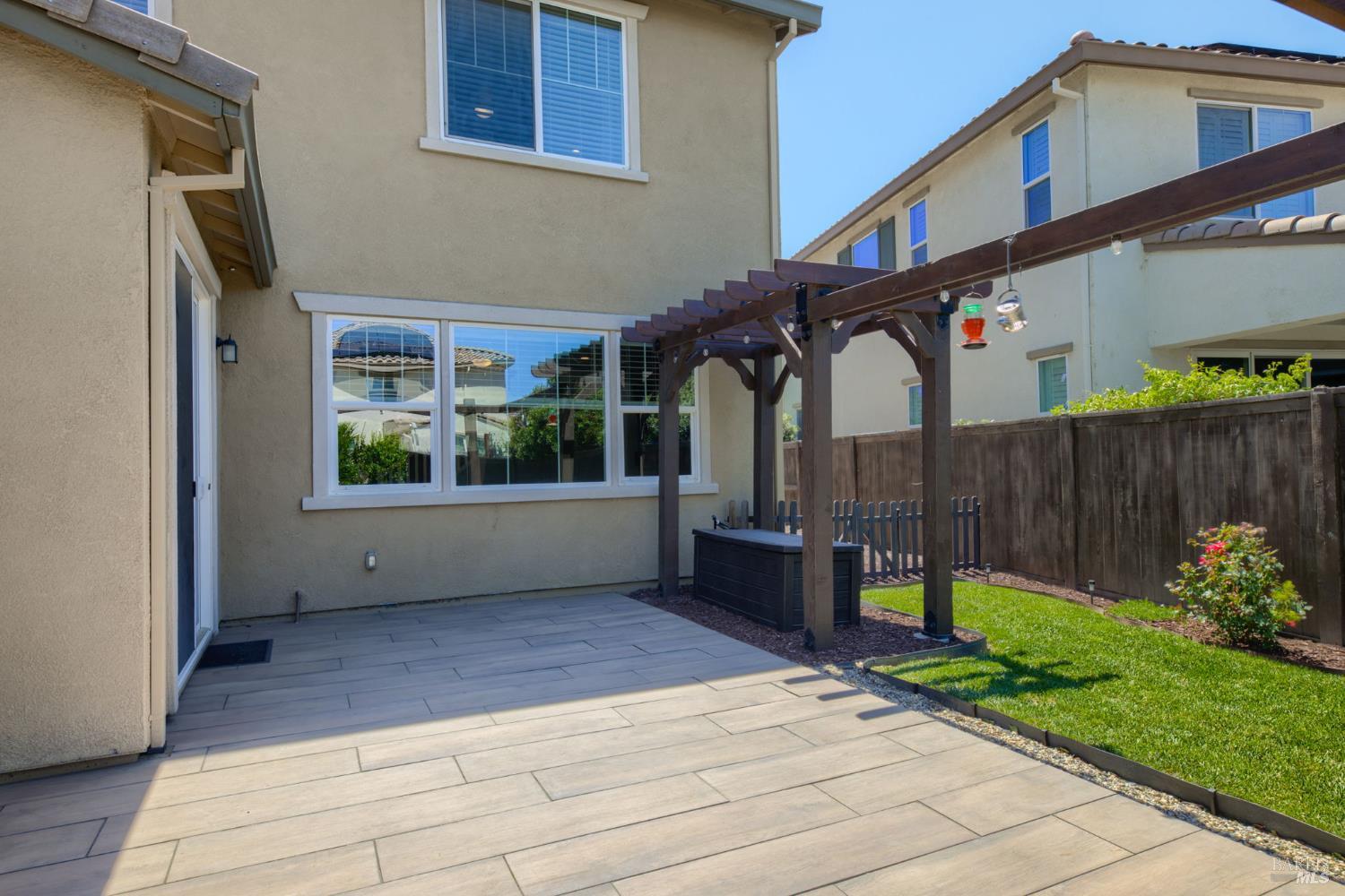 1125 Arizona Court Dixon CA 95620