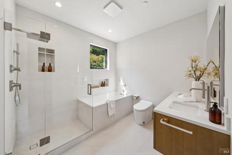 5030 Paradise Drive Tiburon CA 94920