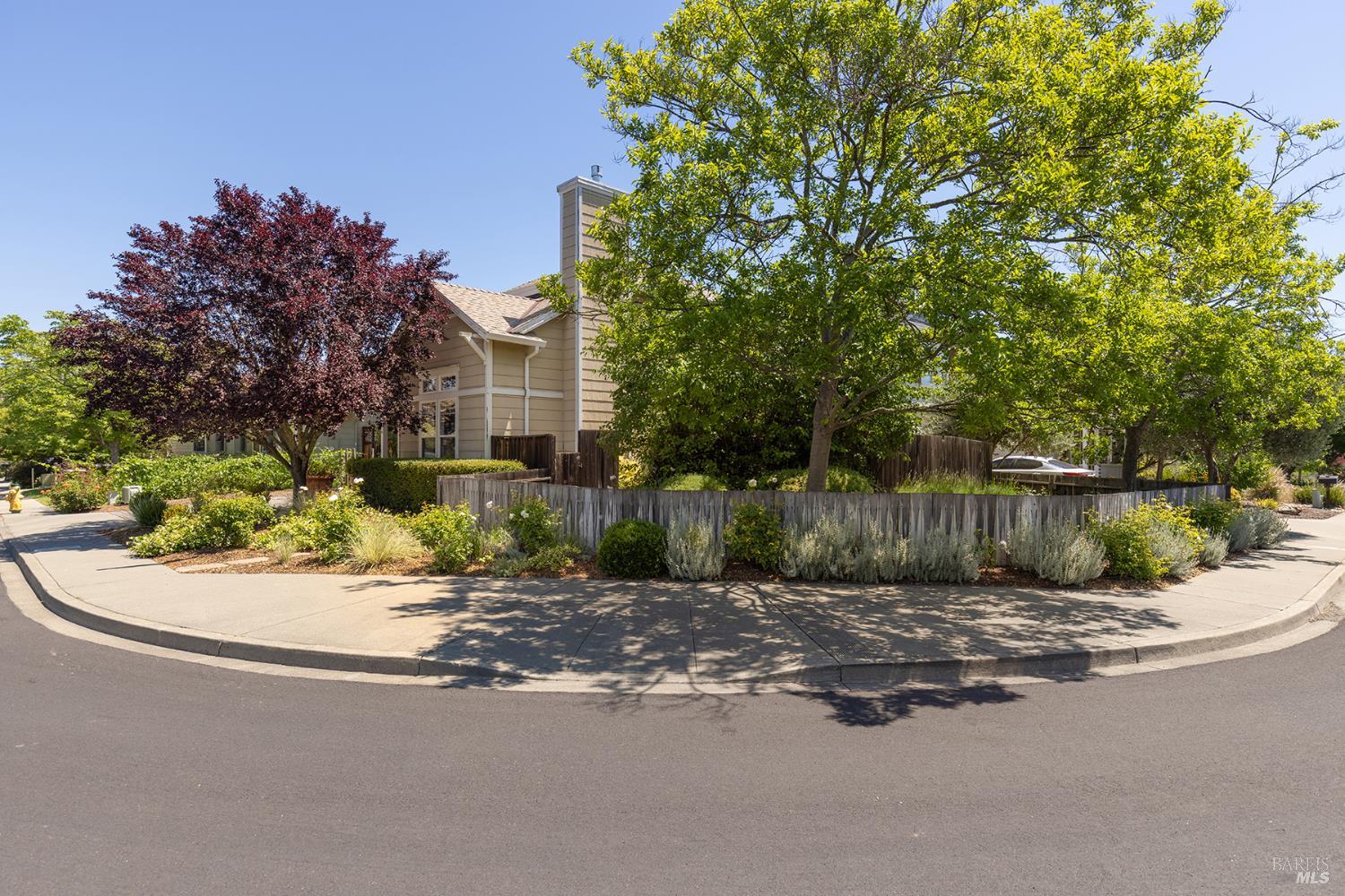 849 Signorelli Circle St. Helena CA 94574