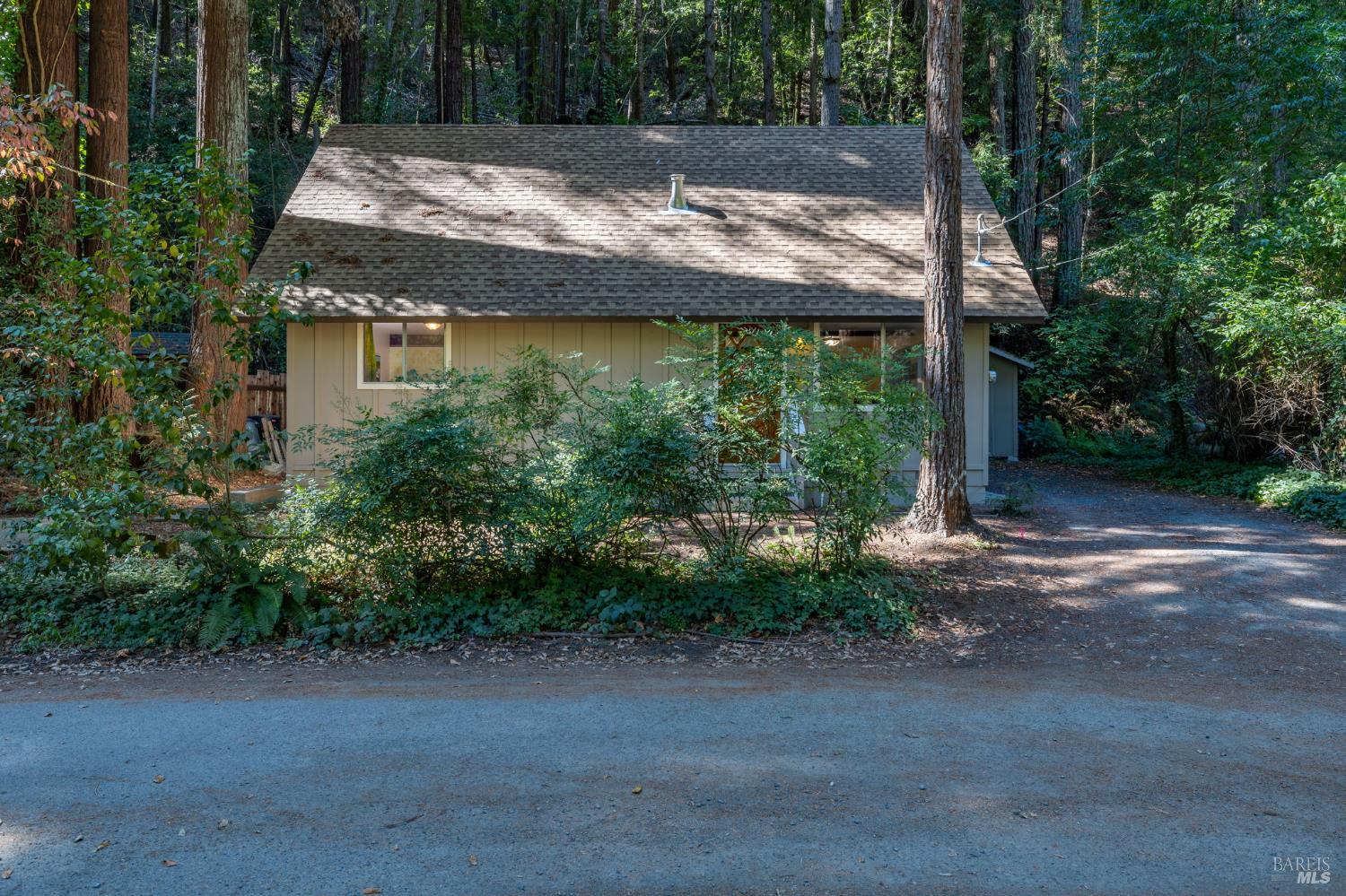 14542 Camino Del Arroyo Guerneville CA 95446