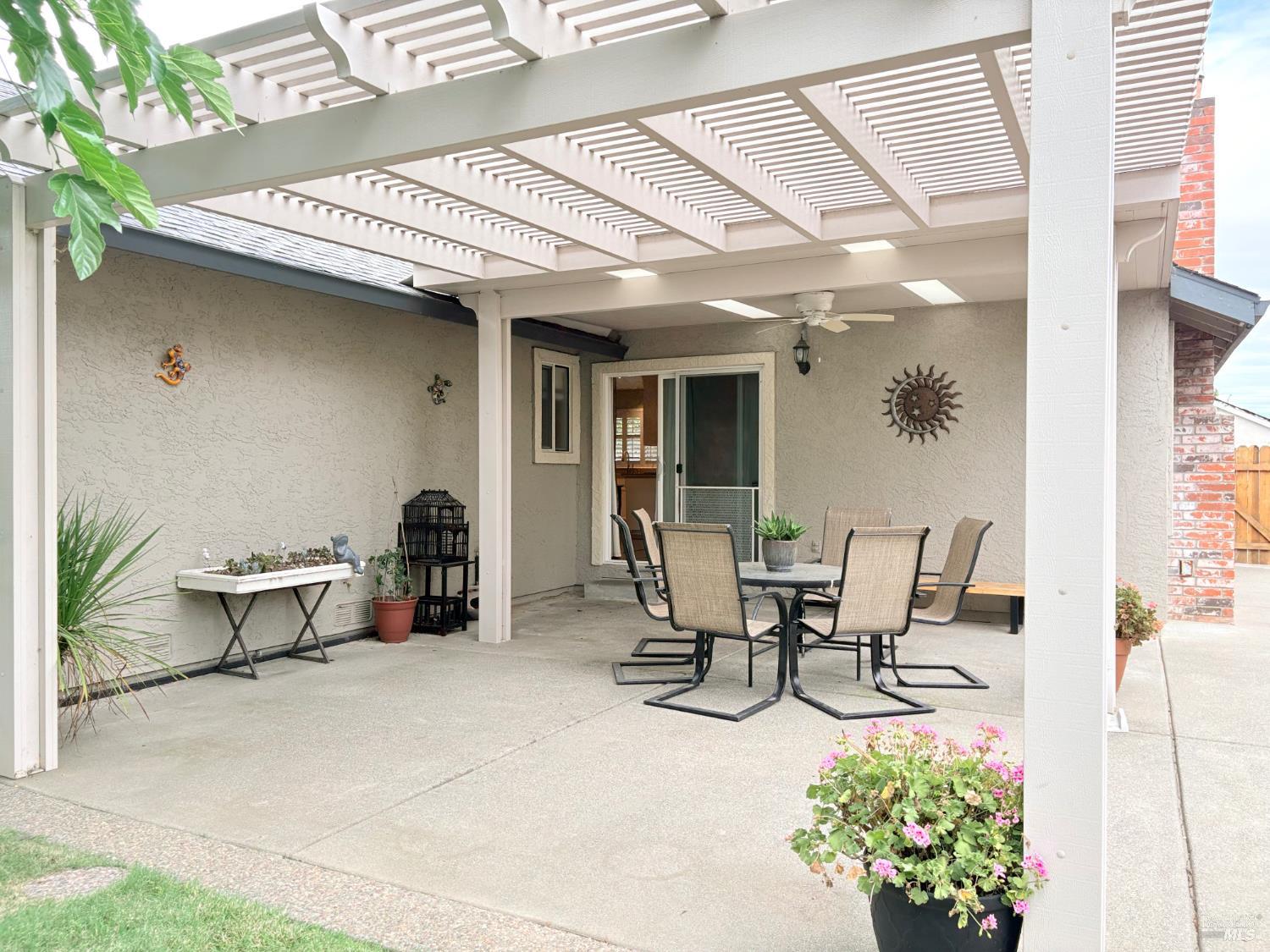 814 Capistrano Drive Suisun City CA 94585