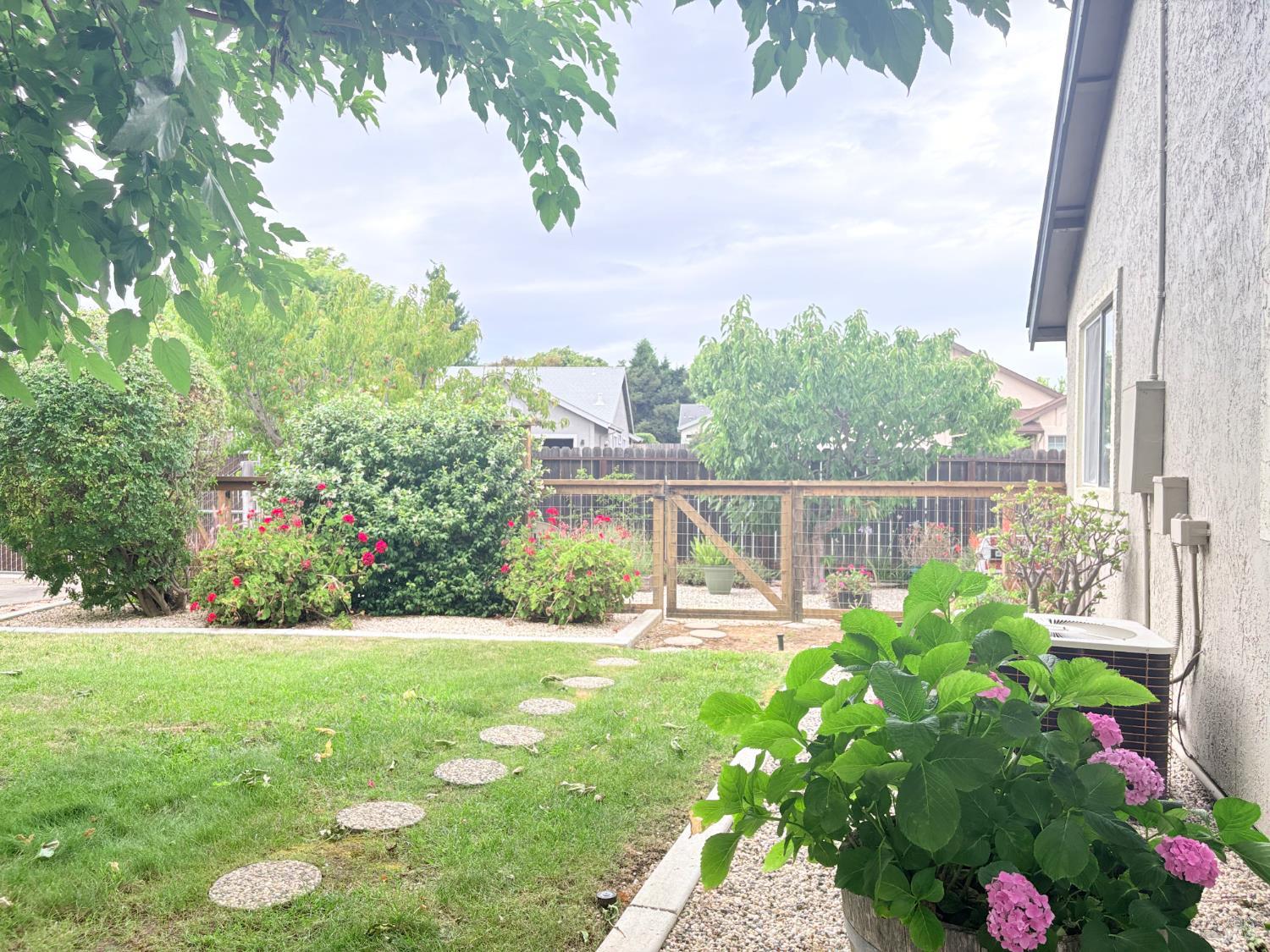 814 Capistrano Drive Suisun City CA 94585