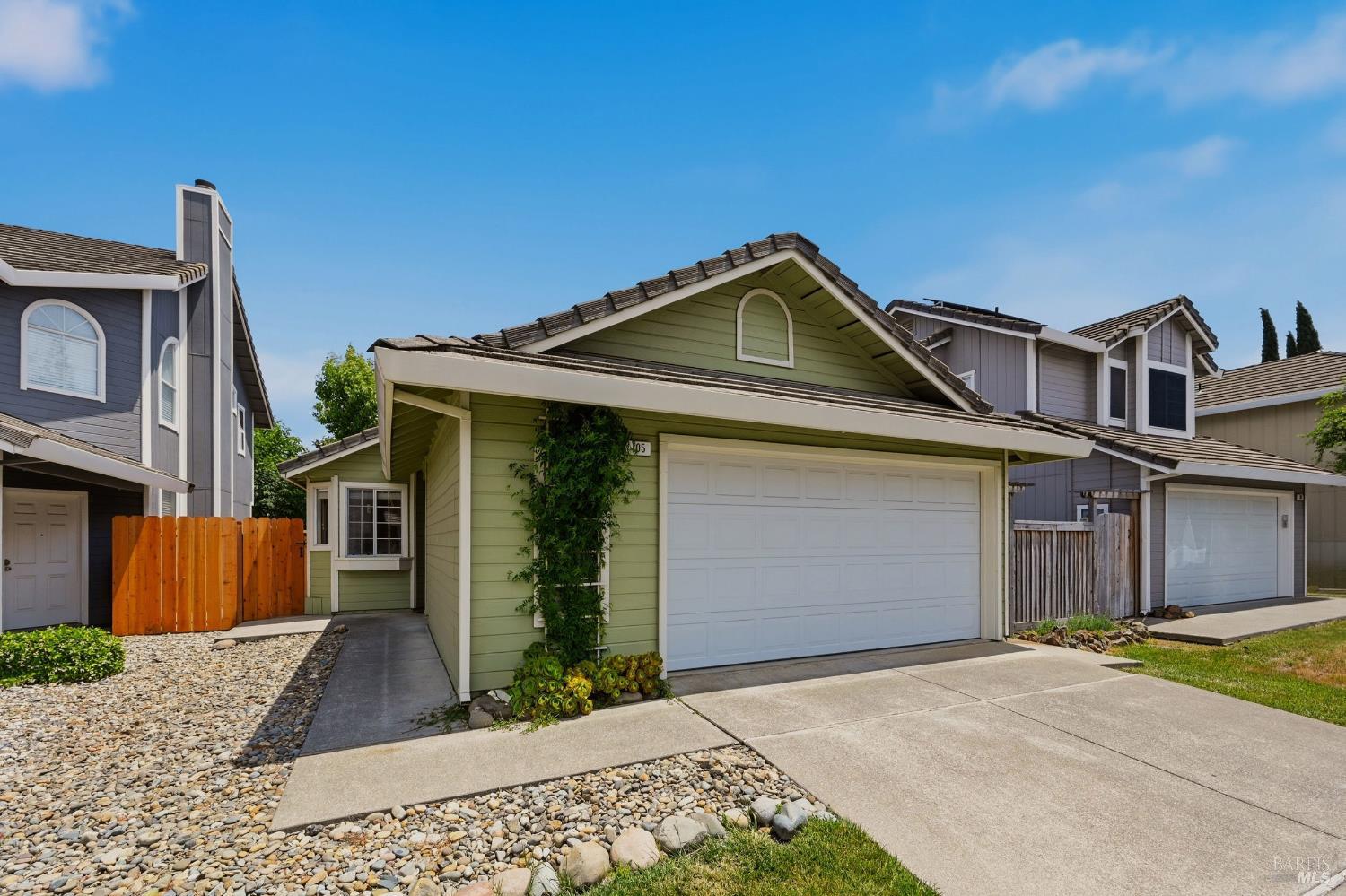 105 Freedom Court Vacaville CA 95687