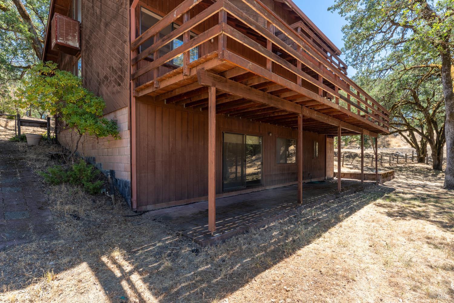 1960 Wildwood Road Ukiah CA 95482