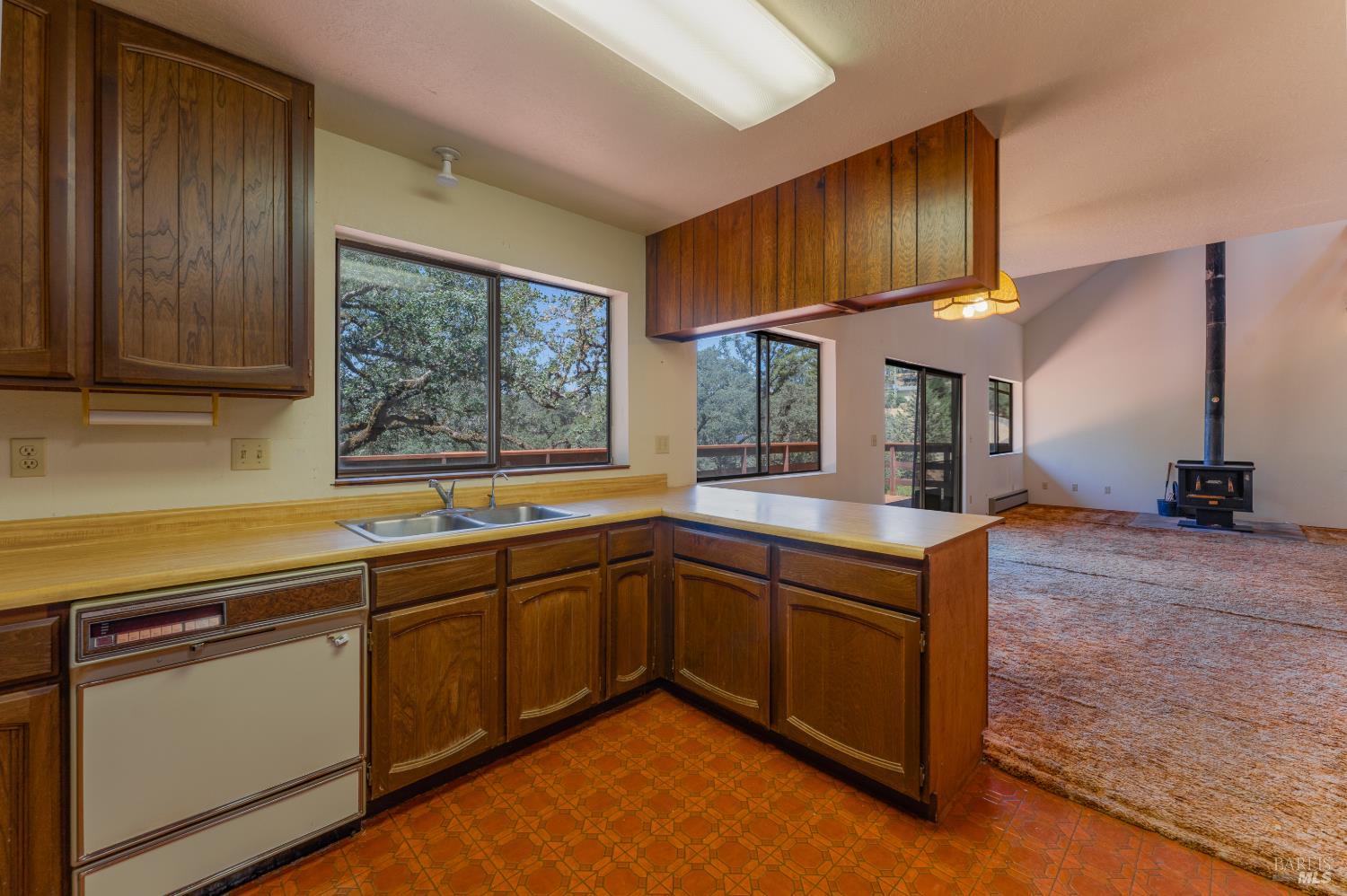 1960 Wildwood Road Ukiah CA 95482