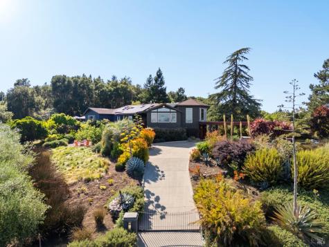 2563 Laguna Road Santa Rosa CA 95401