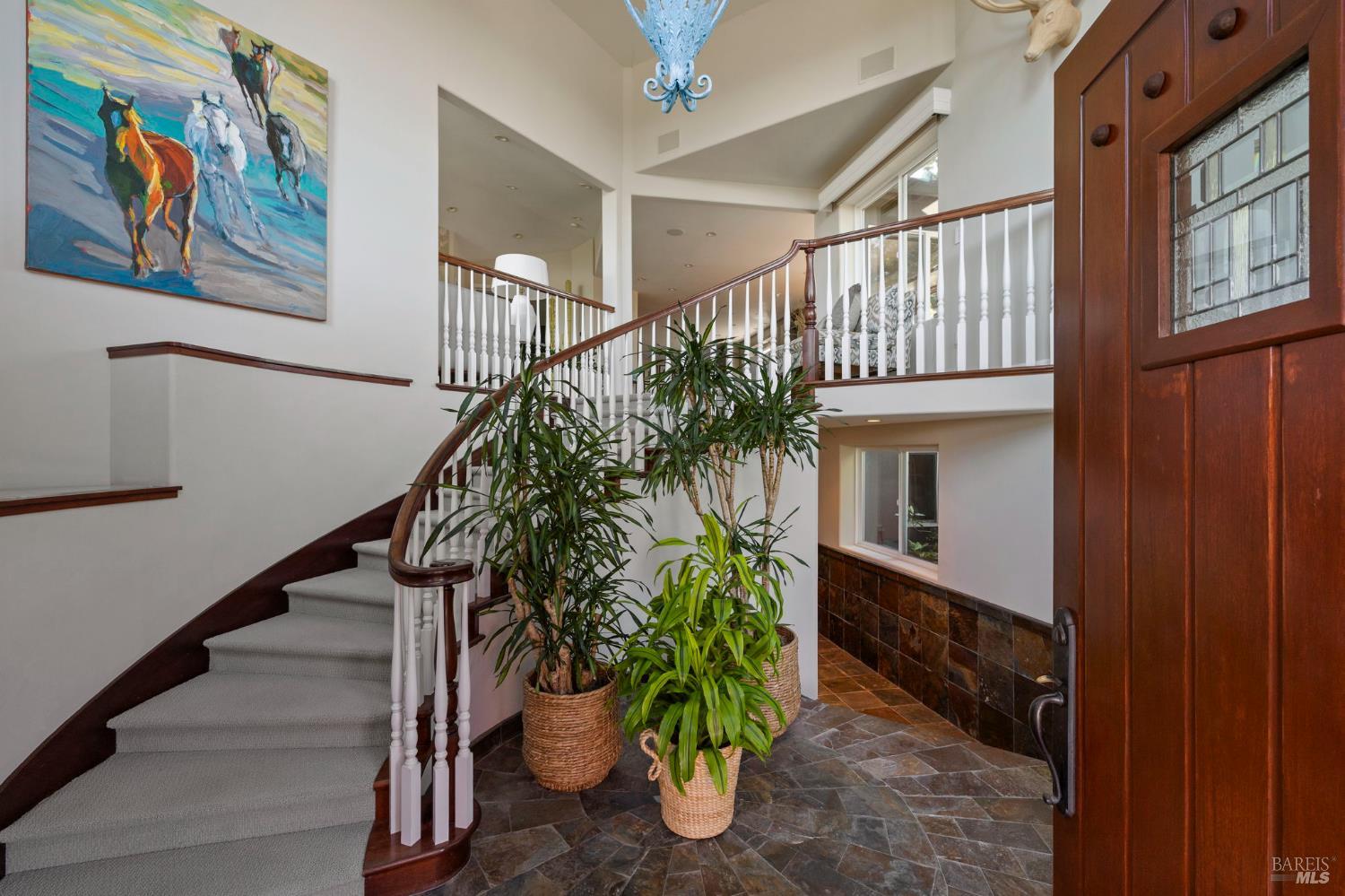 2563 Laguna Road Santa Rosa CA 95401
