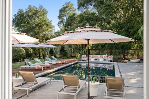 2563 Laguna Road Santa Rosa CA 95401