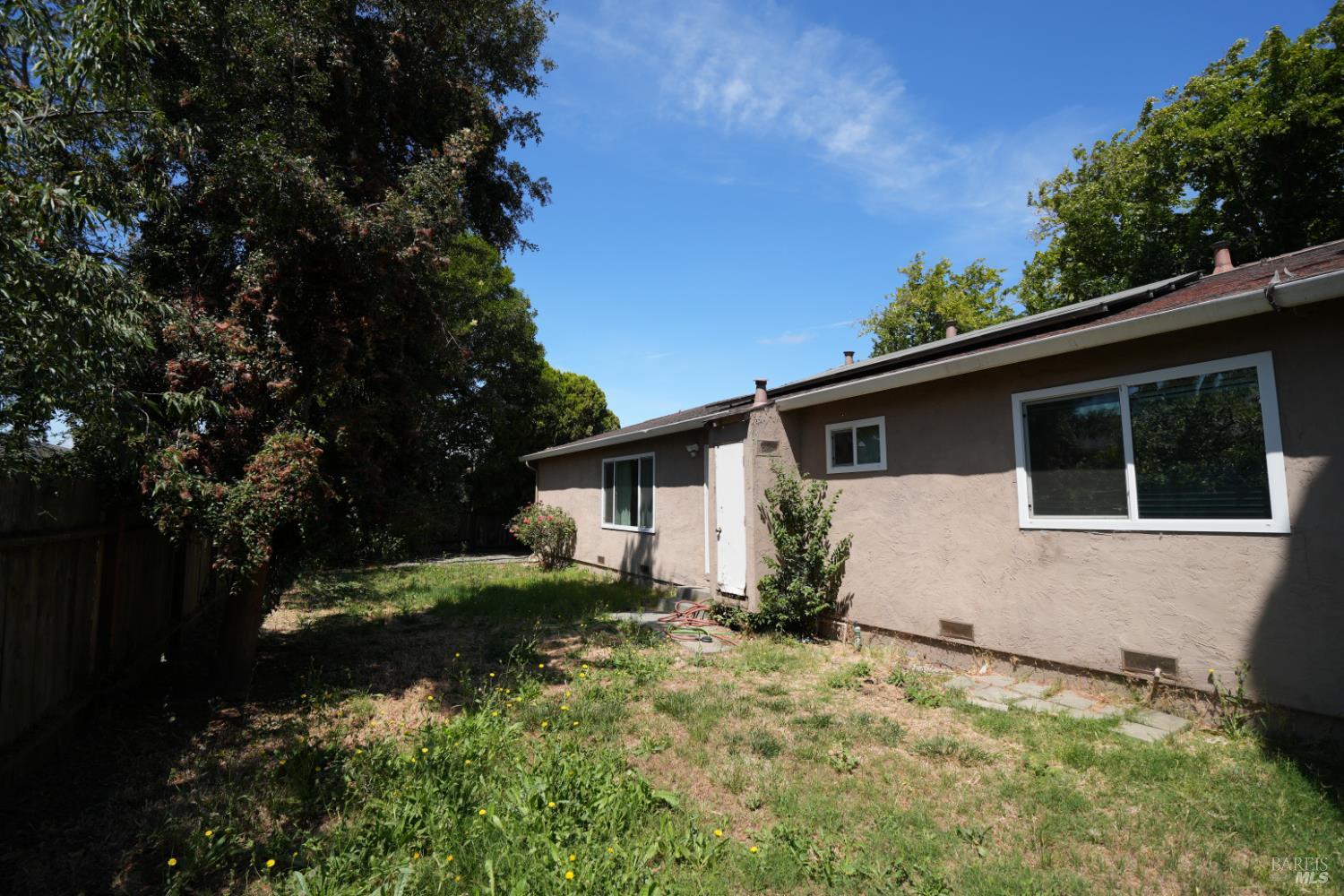 229 Long Street Suisun City CA 94585
