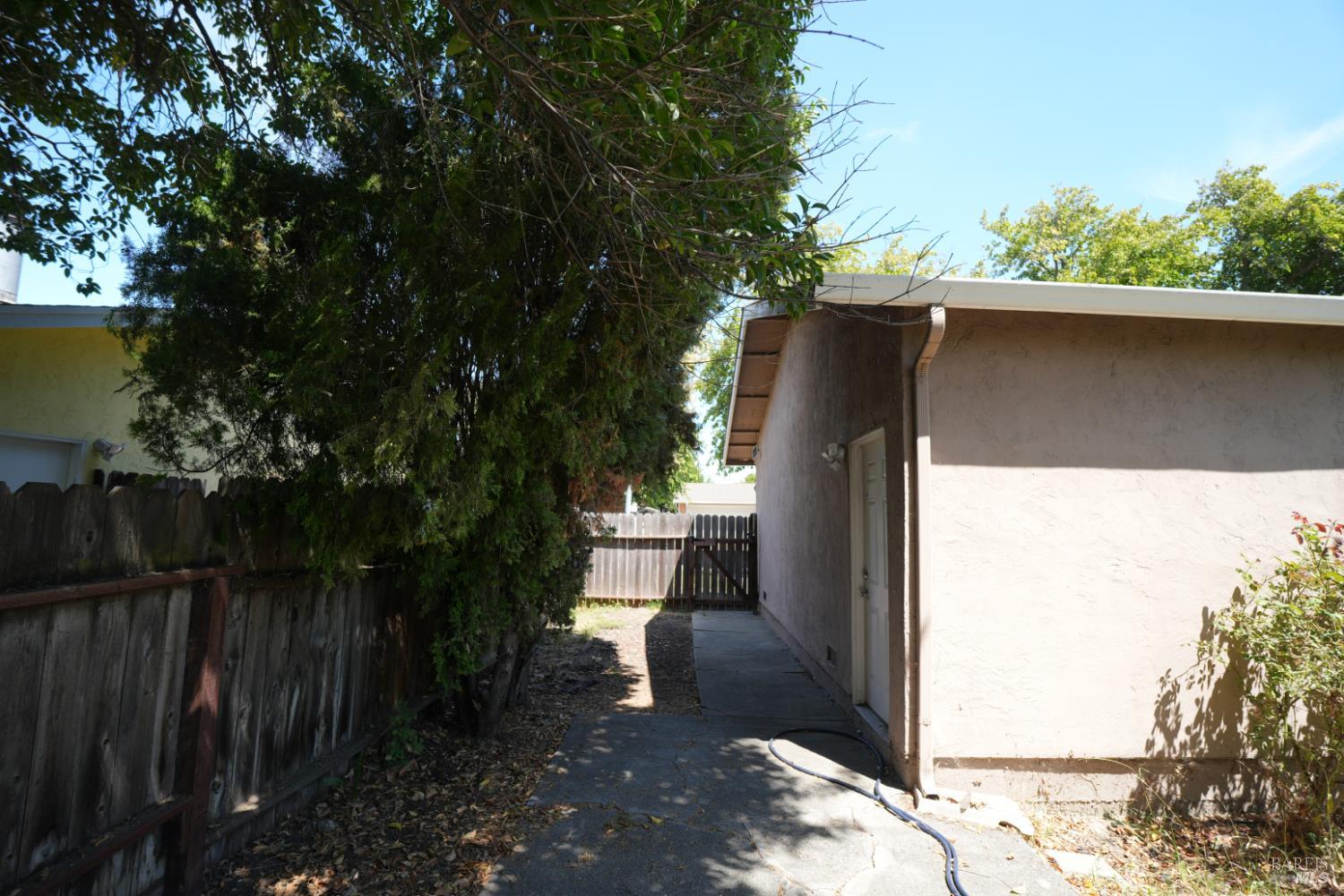 229 Long Street Suisun City CA 94585