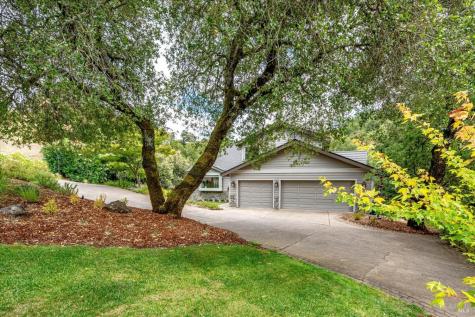 5146 Vista Grande Drive Santa Rosa CA 95403