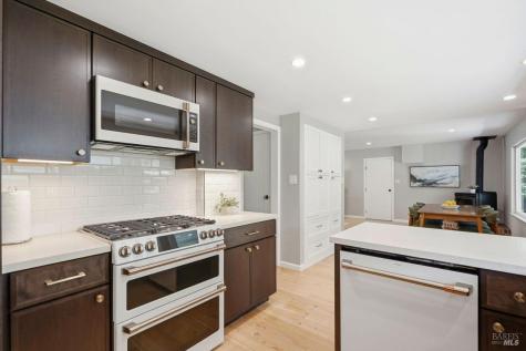 2205 Hillside Drive Santa Rosa CA 95404
